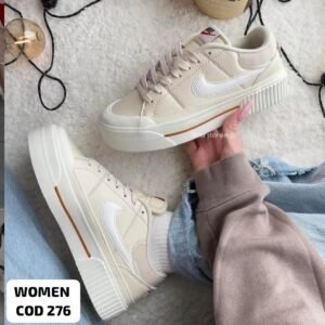 NIKE COURT LEGACY